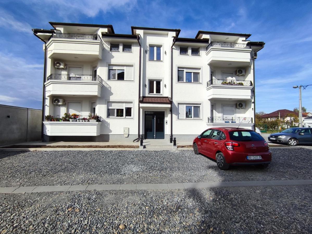 Apartmán Morning Star Danica Surčin Exteriér fotografie