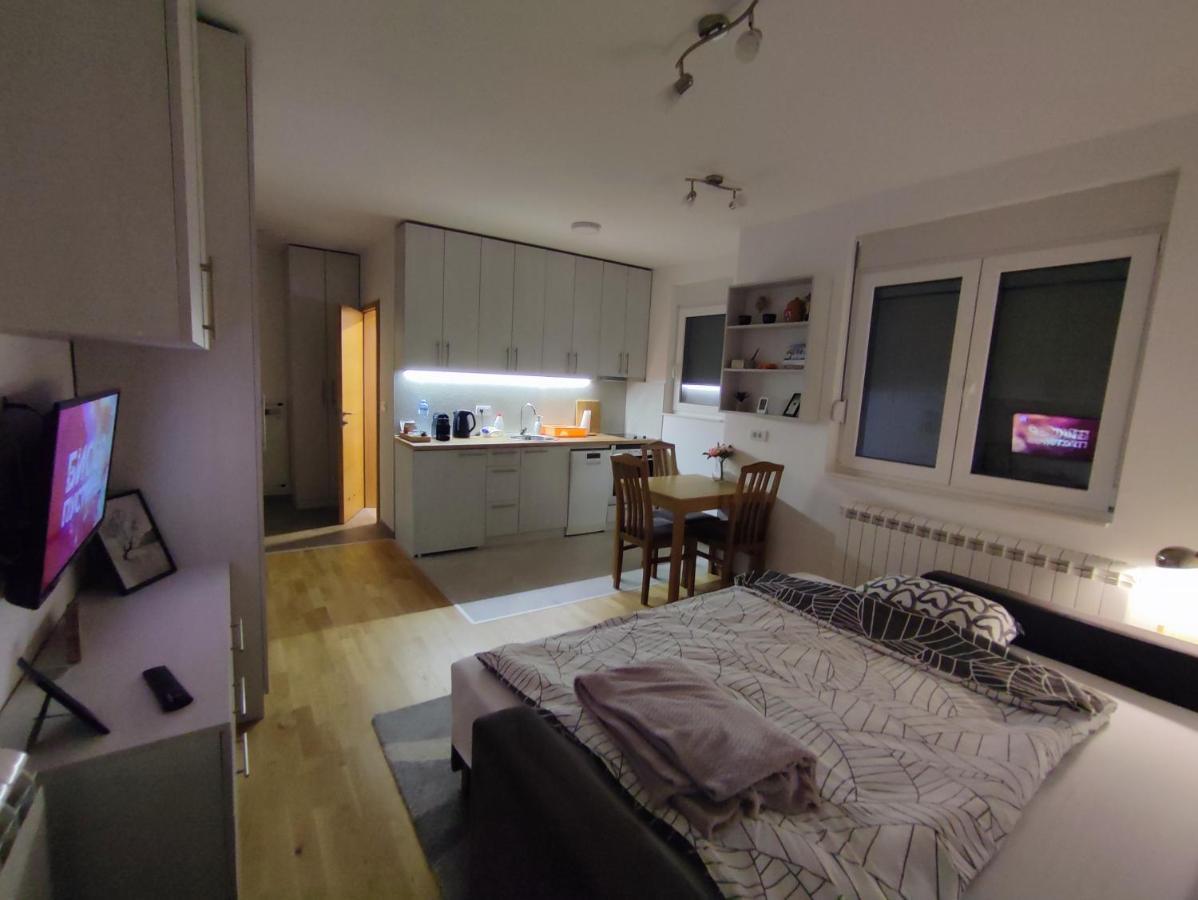 Apartmán Morning Star Danica Surčin Exteriér fotografie